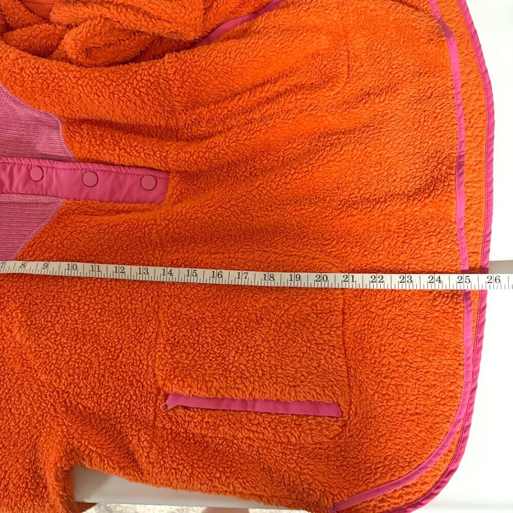 BiBi Sherpa Pullover - Picture 10 of 10